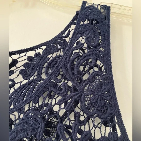 INC Tank Top Lace Overlay - Picture 5 of 5